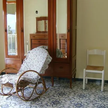 Accogliente A 250 M Dal Mare Villa *